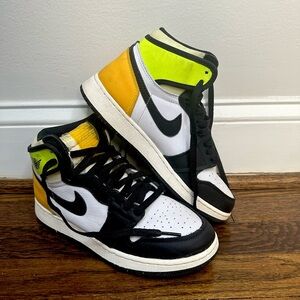 Air Jordan 1 High “Volt Gold”
